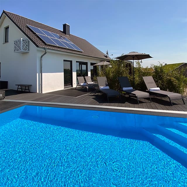Outdoor-pool 02